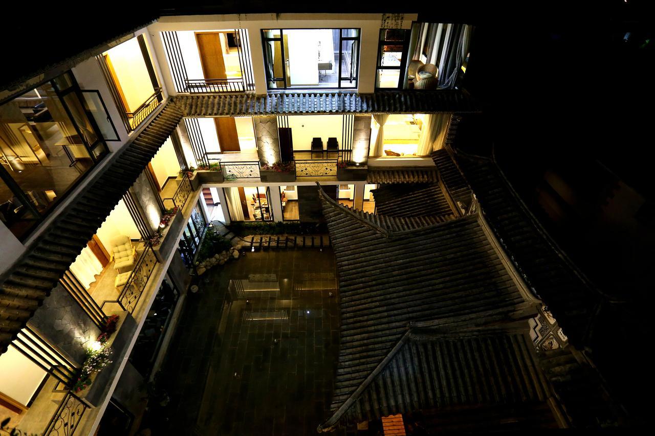 Aesthetic Design Of Ancient Town Hotel Dali  Bagian luar foto