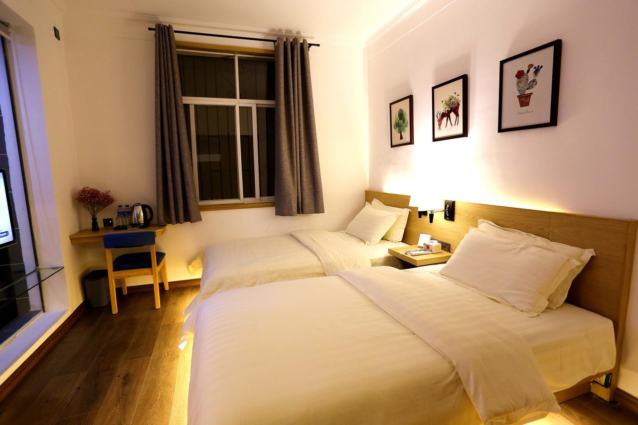 Aesthetic Design Of Ancient Town Hotel Dali  Bagian luar foto