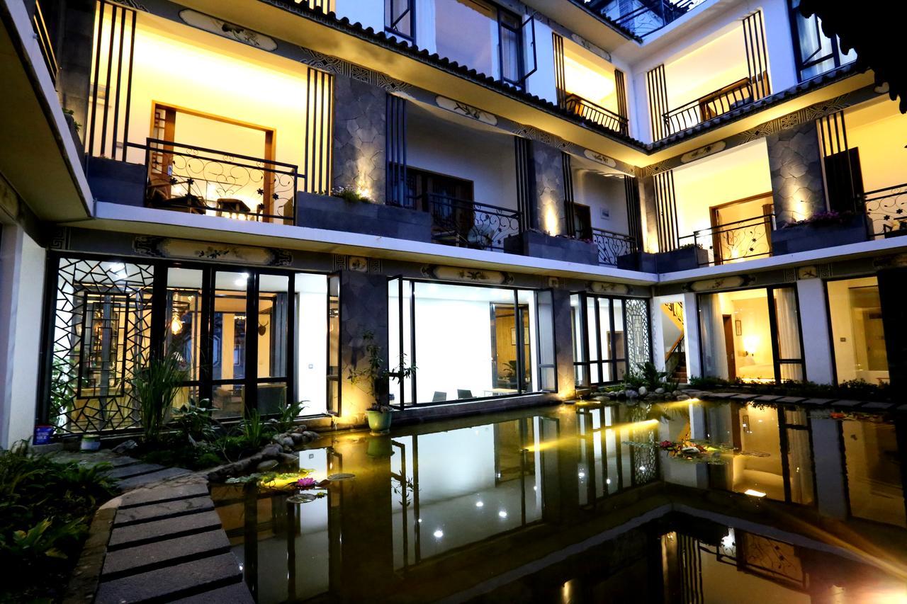 Aesthetic Design Of Ancient Town Hotel Dali  Bagian luar foto