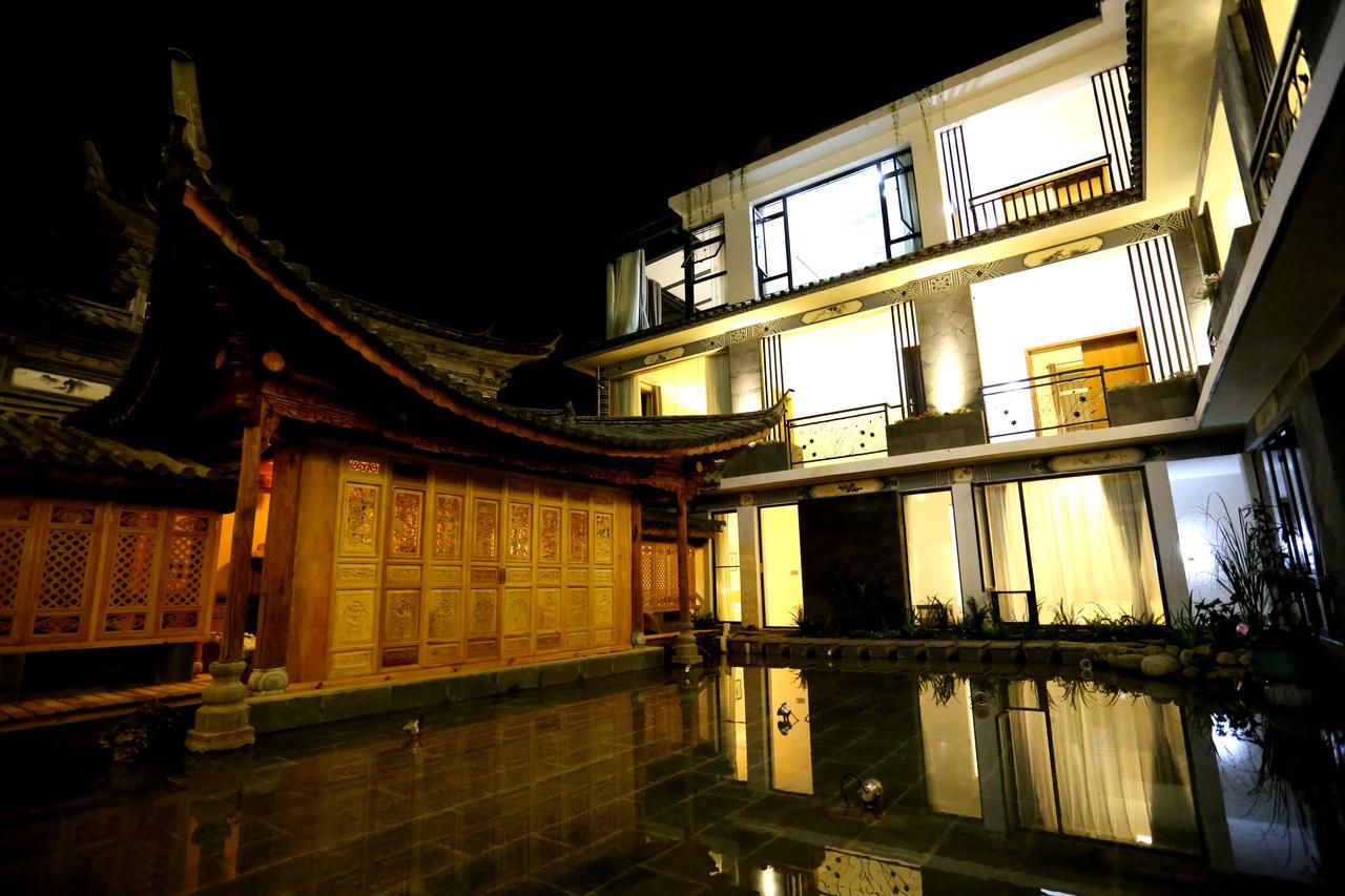 Aesthetic Design Of Ancient Town Hotel Dali  Bagian luar foto