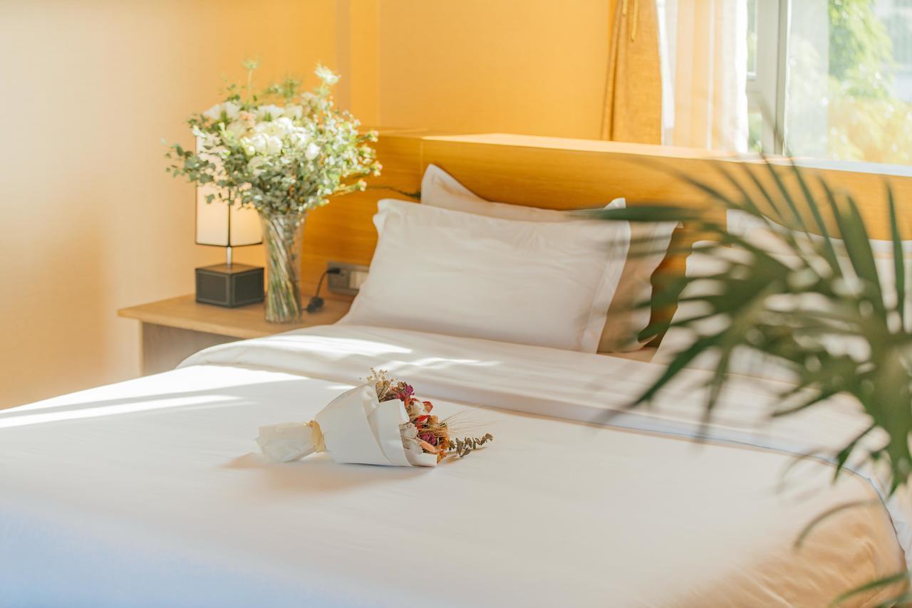Aesthetic Design Of Ancient Town Hotel Dali  Bagian luar foto