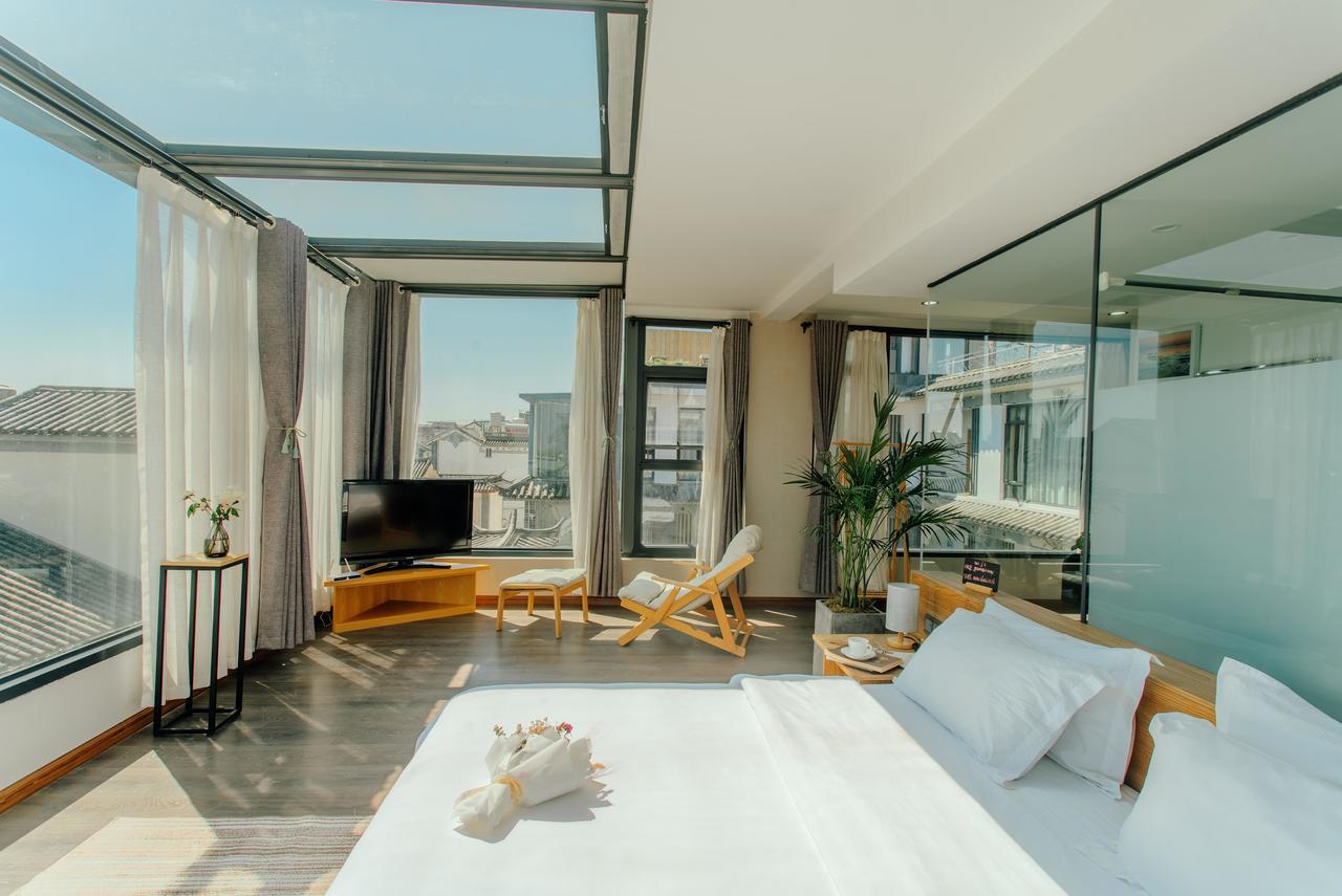 Aesthetic Design Of Ancient Town Hotel Dali  Bagian luar foto