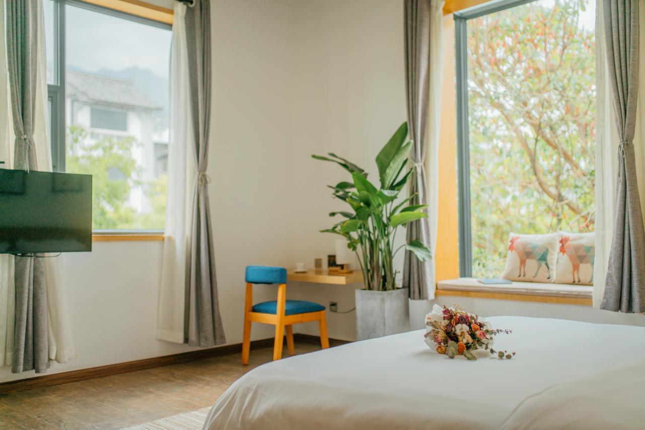 Aesthetic Design Of Ancient Town Hotel Dali  Bagian luar foto